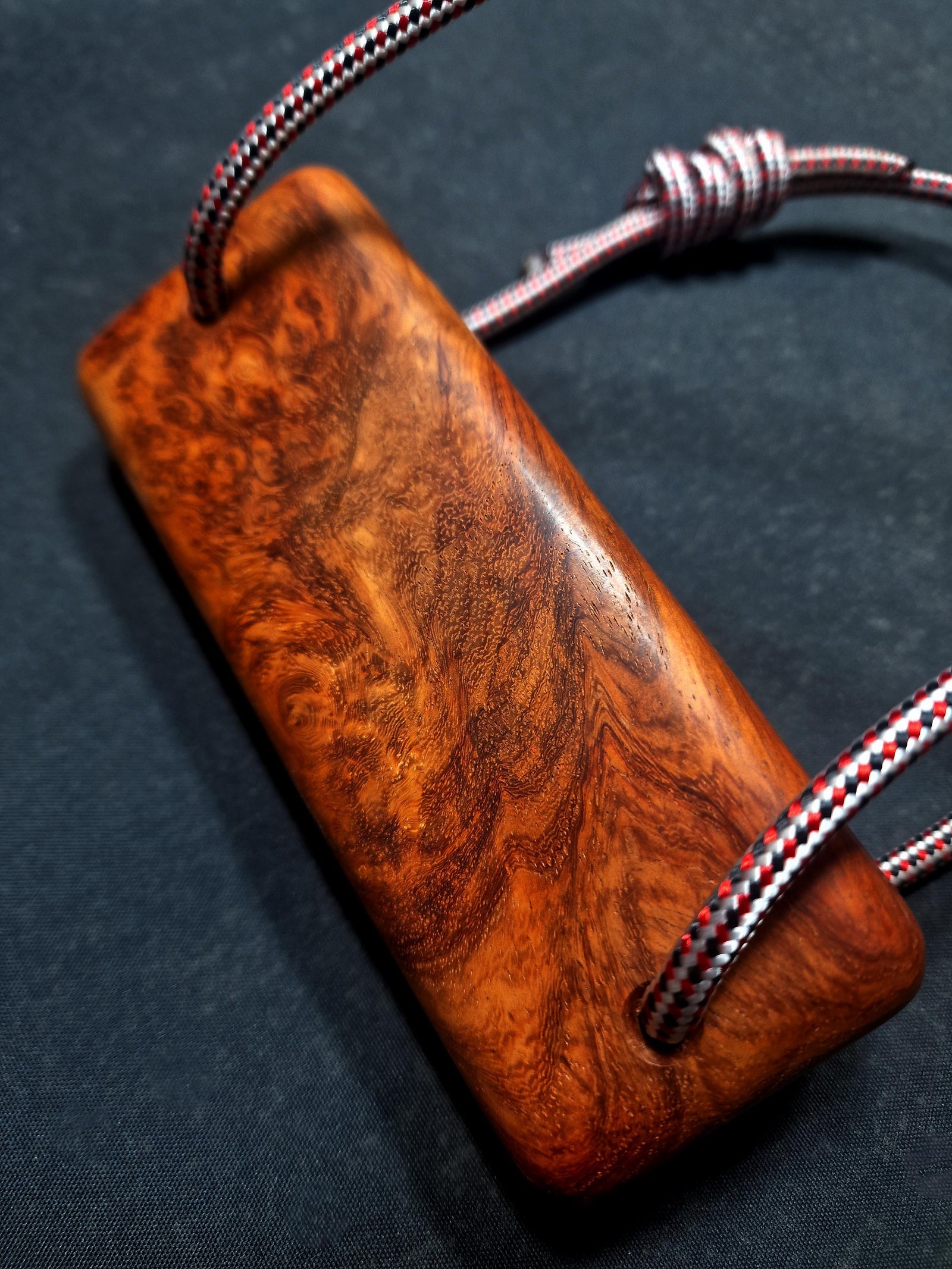 Ambonya Burl One Hand Board