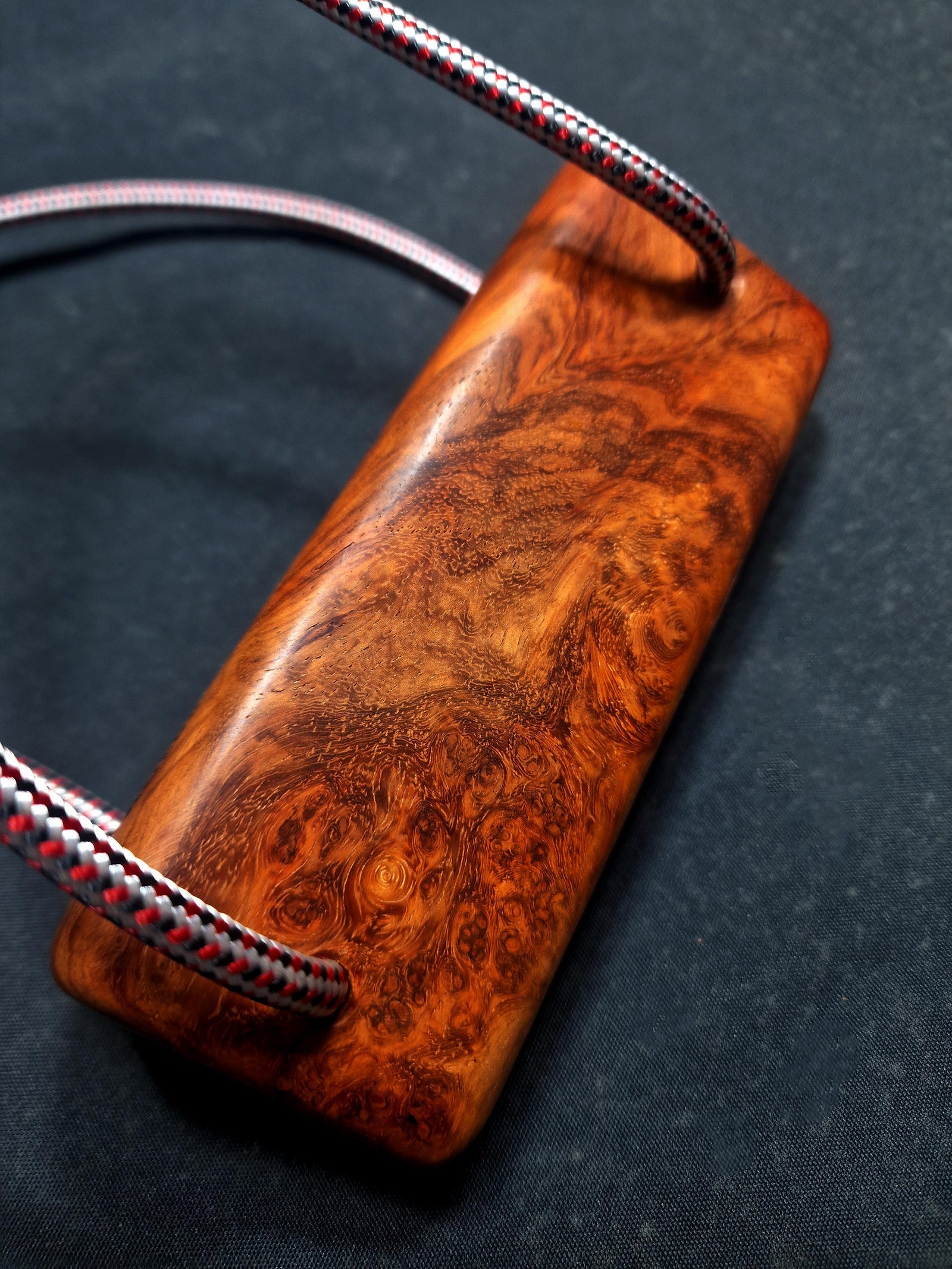 Ambonya Burl One Hand Board