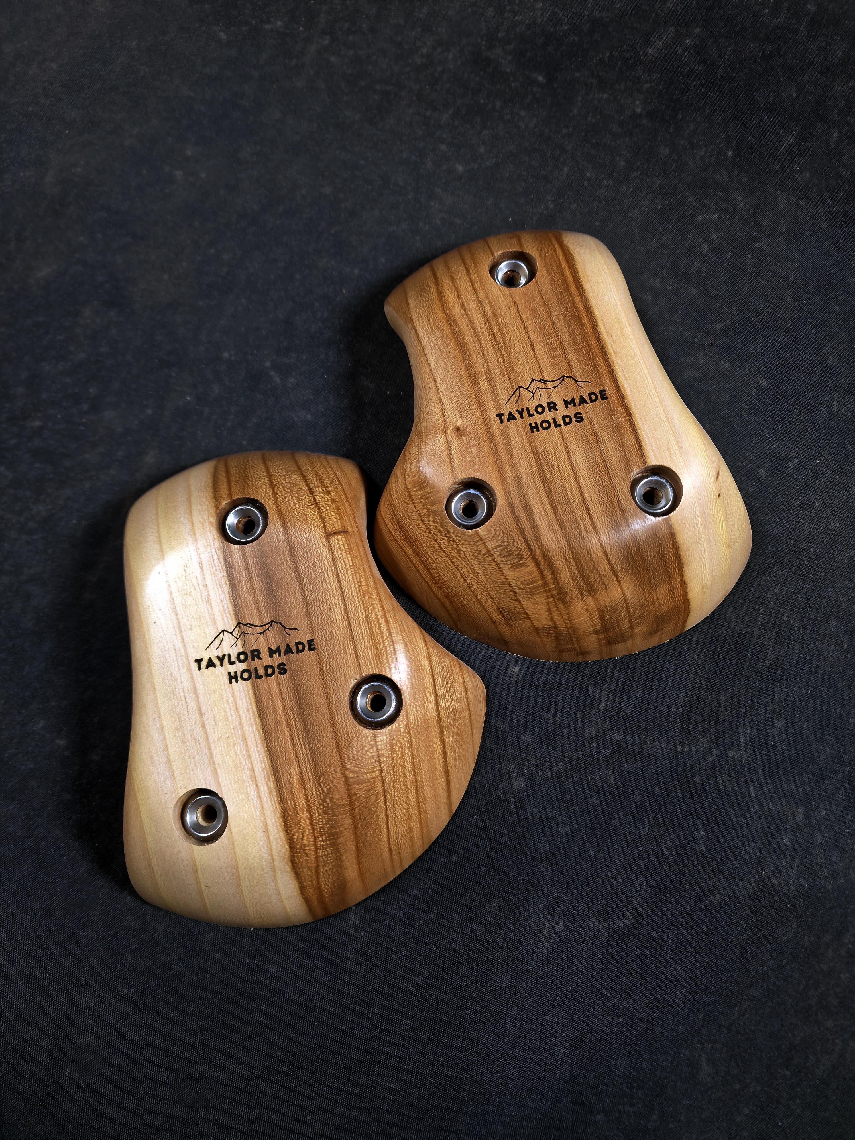 Curved Pinches in Welsh Elm