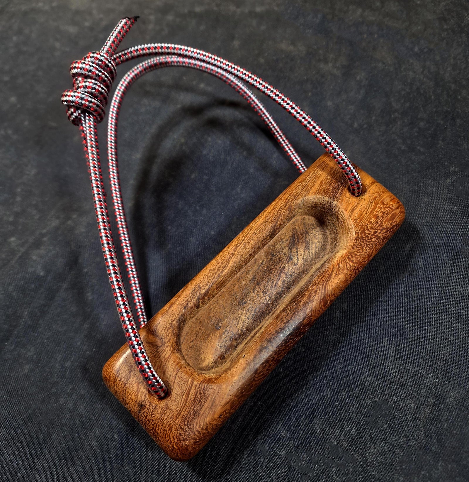 Mango One Hand Board