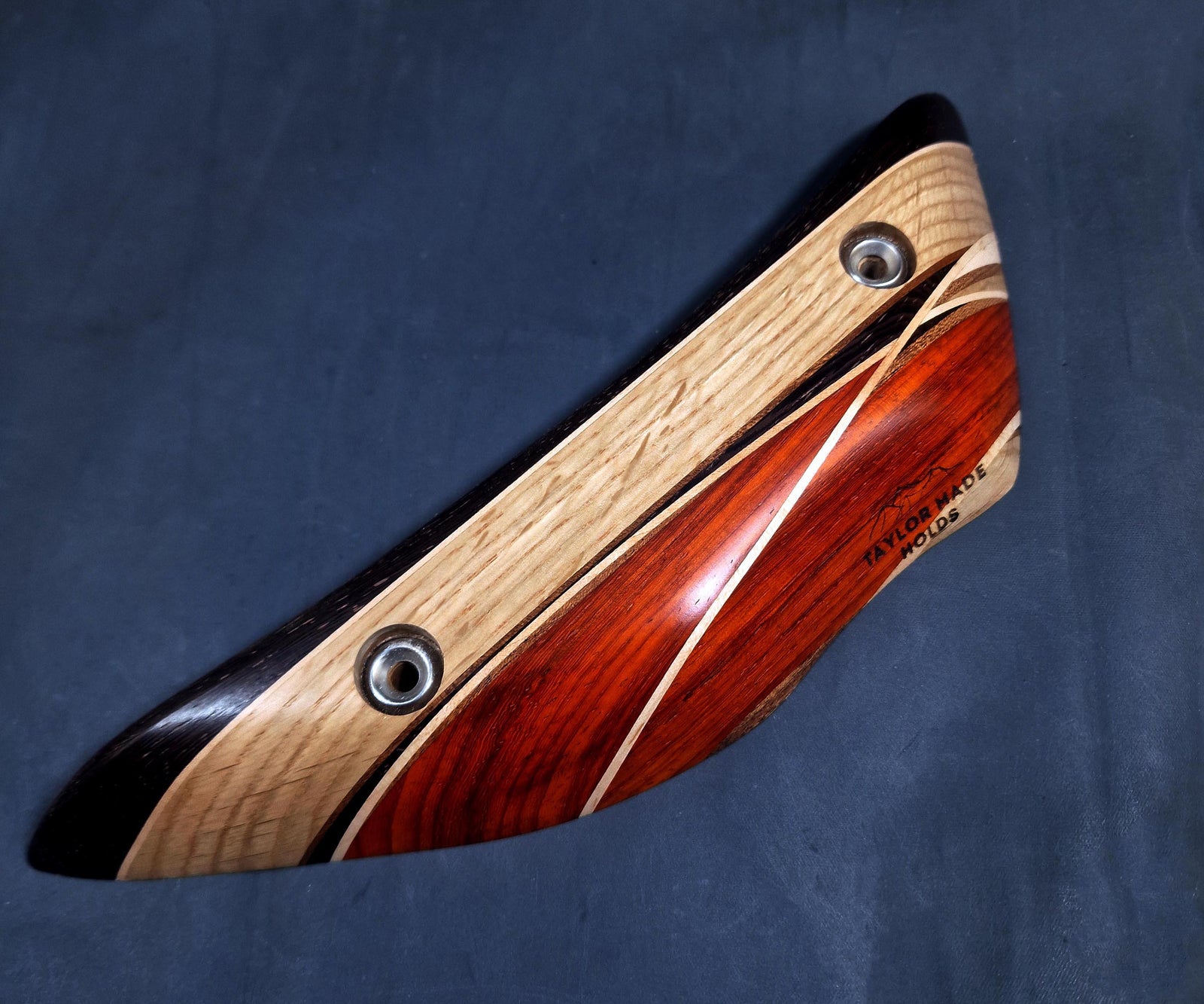 Wave Strata Long Rail