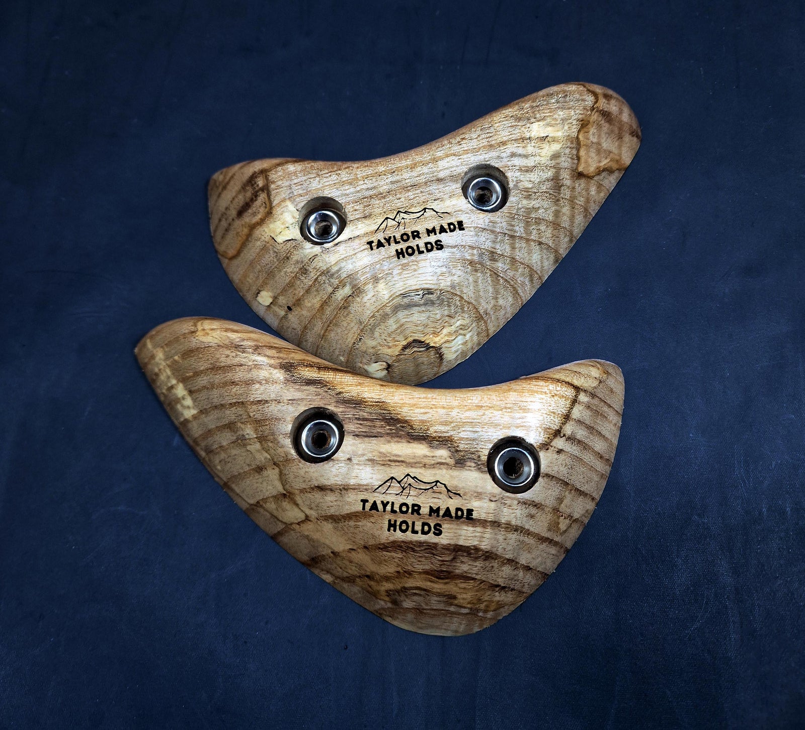 Tick Crimps in Rippled Ash