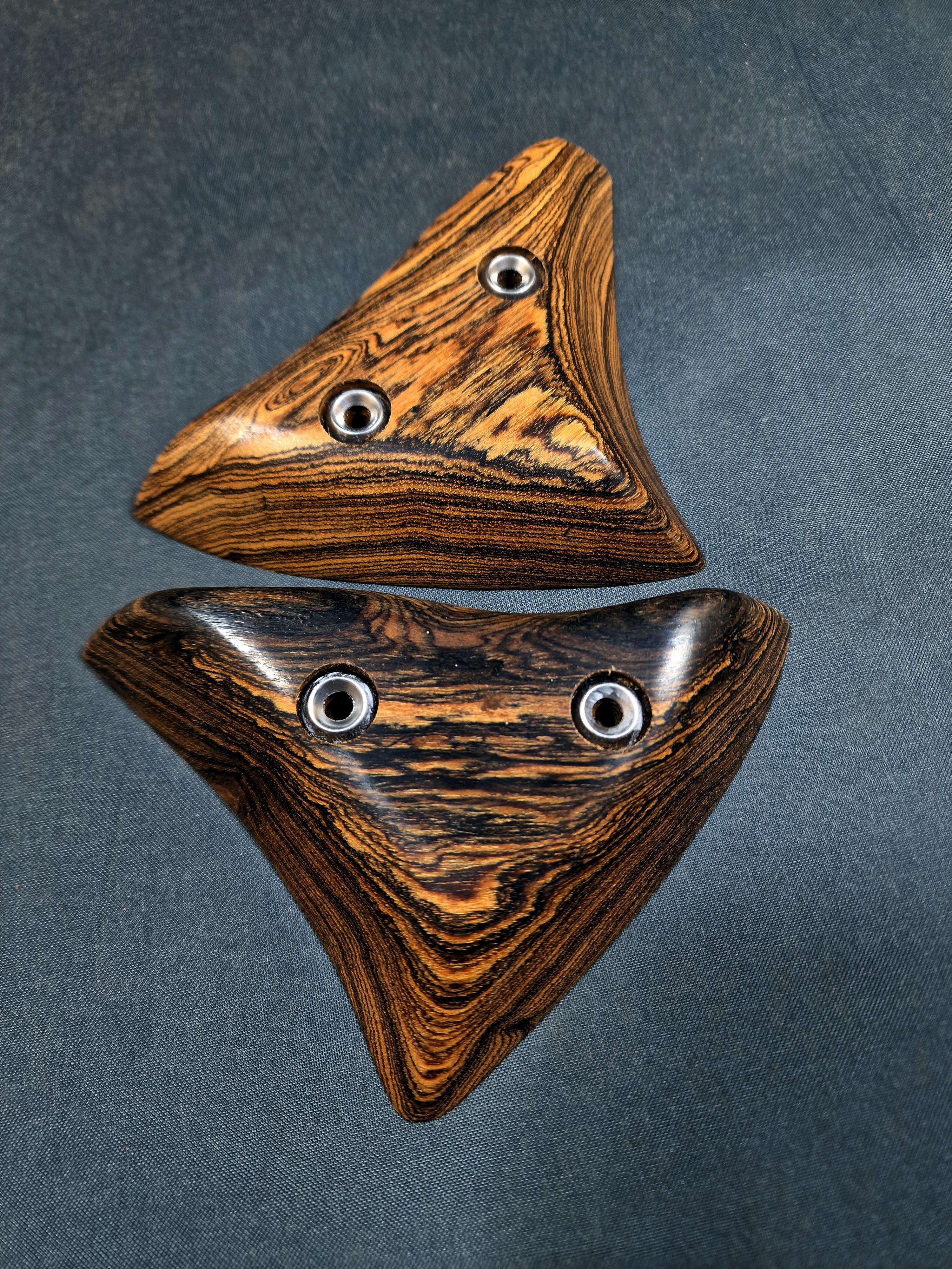 Mask Crimps in Bocote
