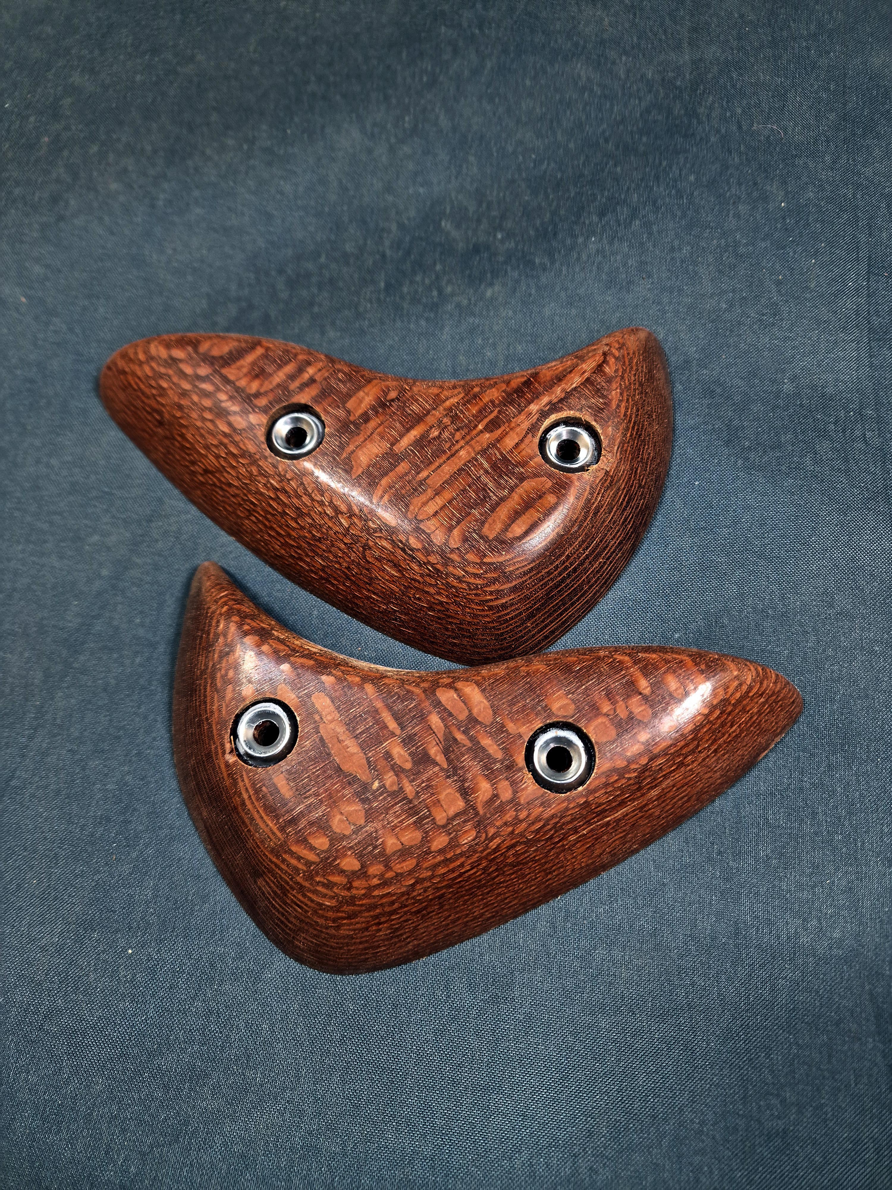 Tick Crimps in Leopardwood