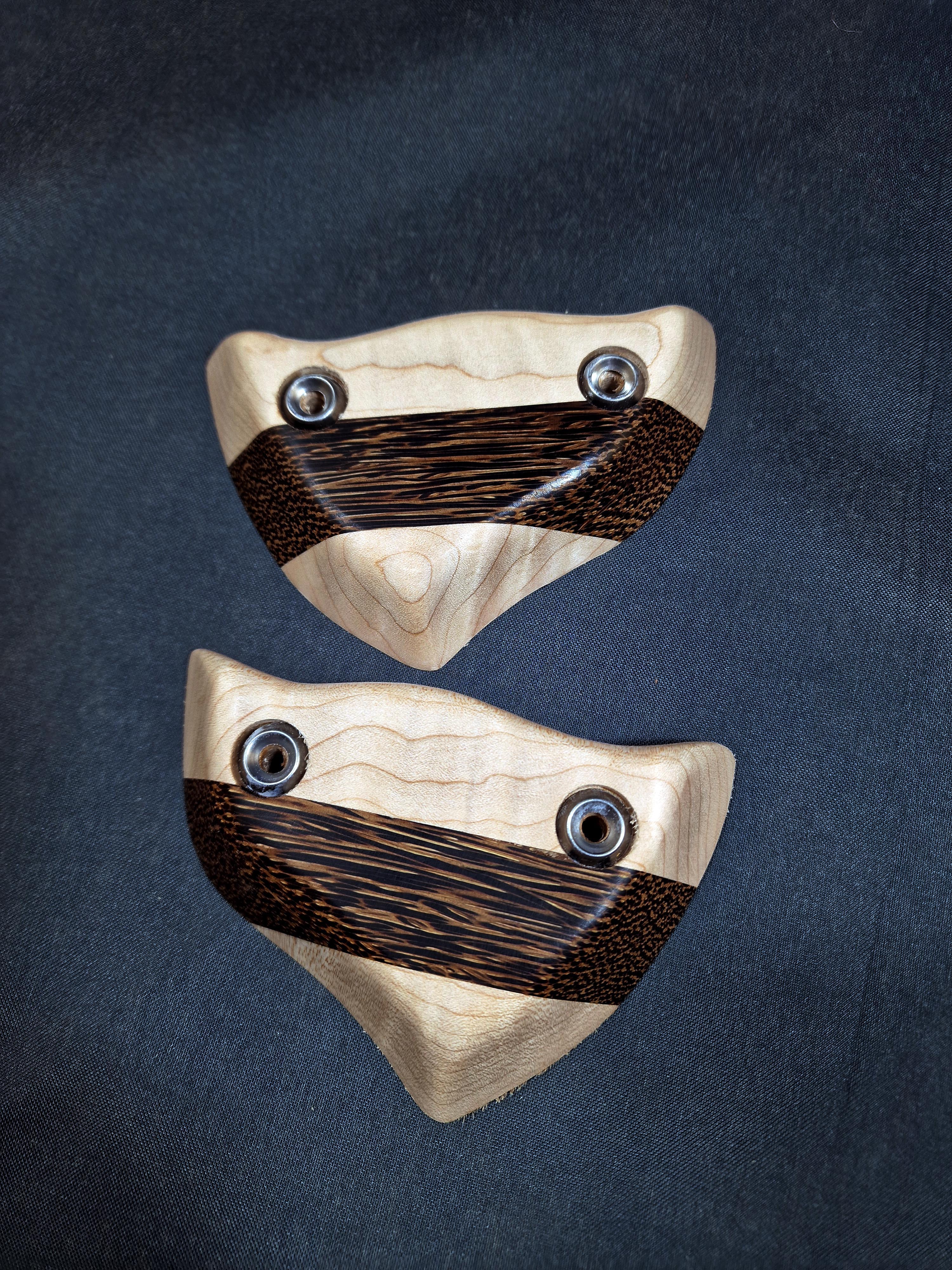 Micro Crimps in Maple and Coconut